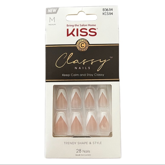 Kiss Nails Other - Kiss Nails Classy Nails Medium Coffin White Chevron Nails